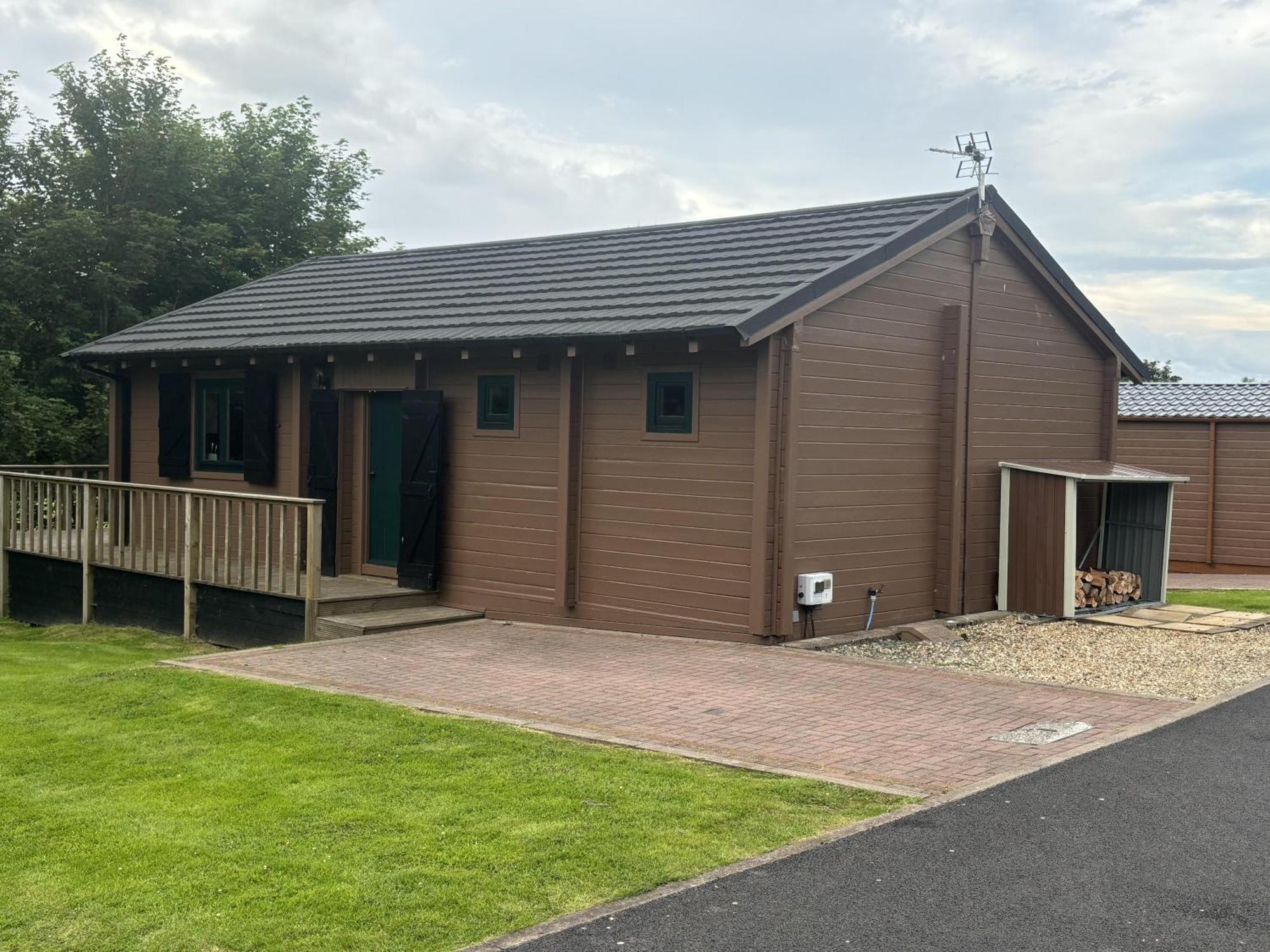 Rustic Lodge Retreat At Riverview Holiday Park Newcastleton Kültér fotó