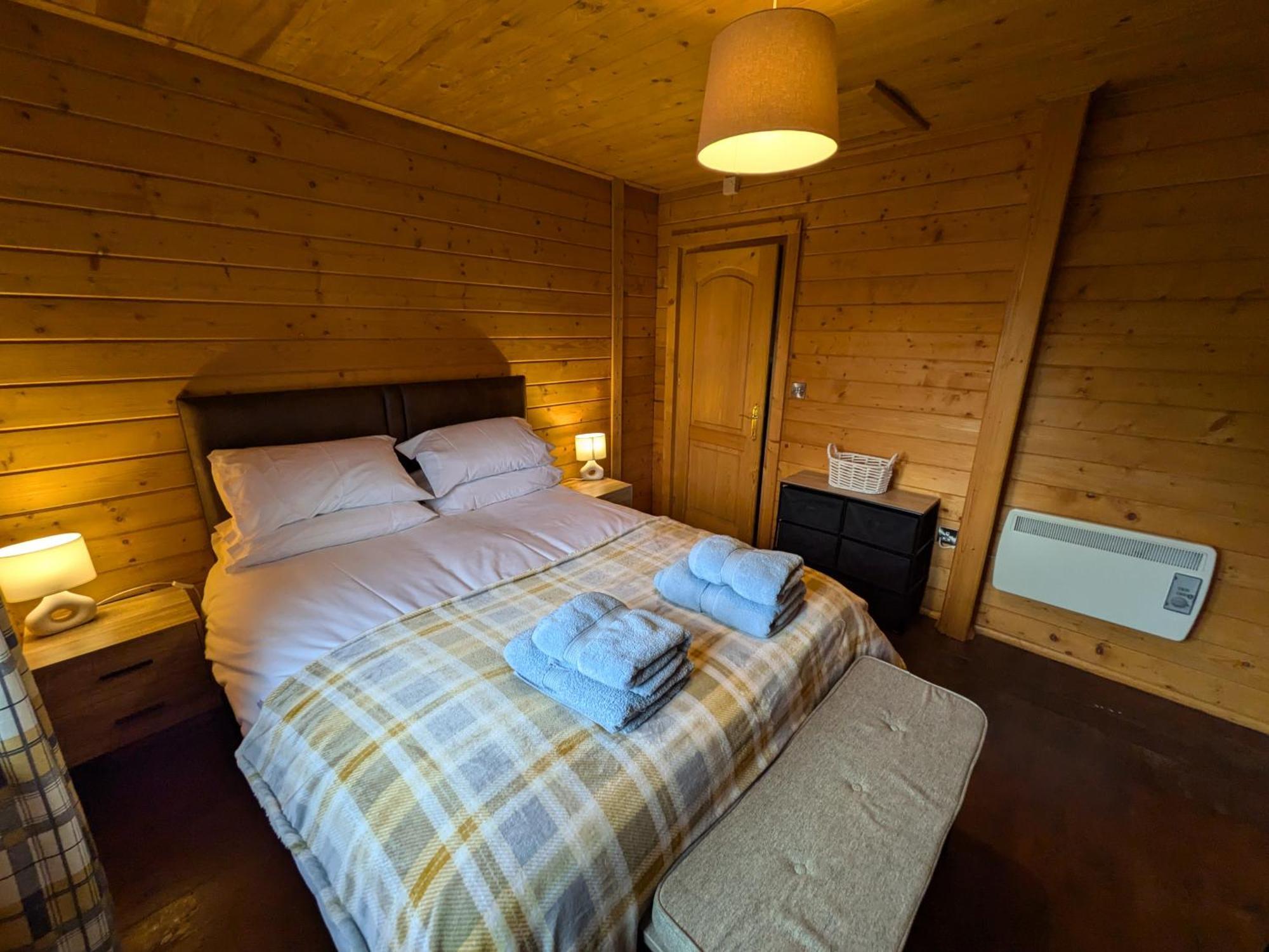 Rustic Lodge Retreat At Riverview Holiday Park Newcastleton Kültér fotó