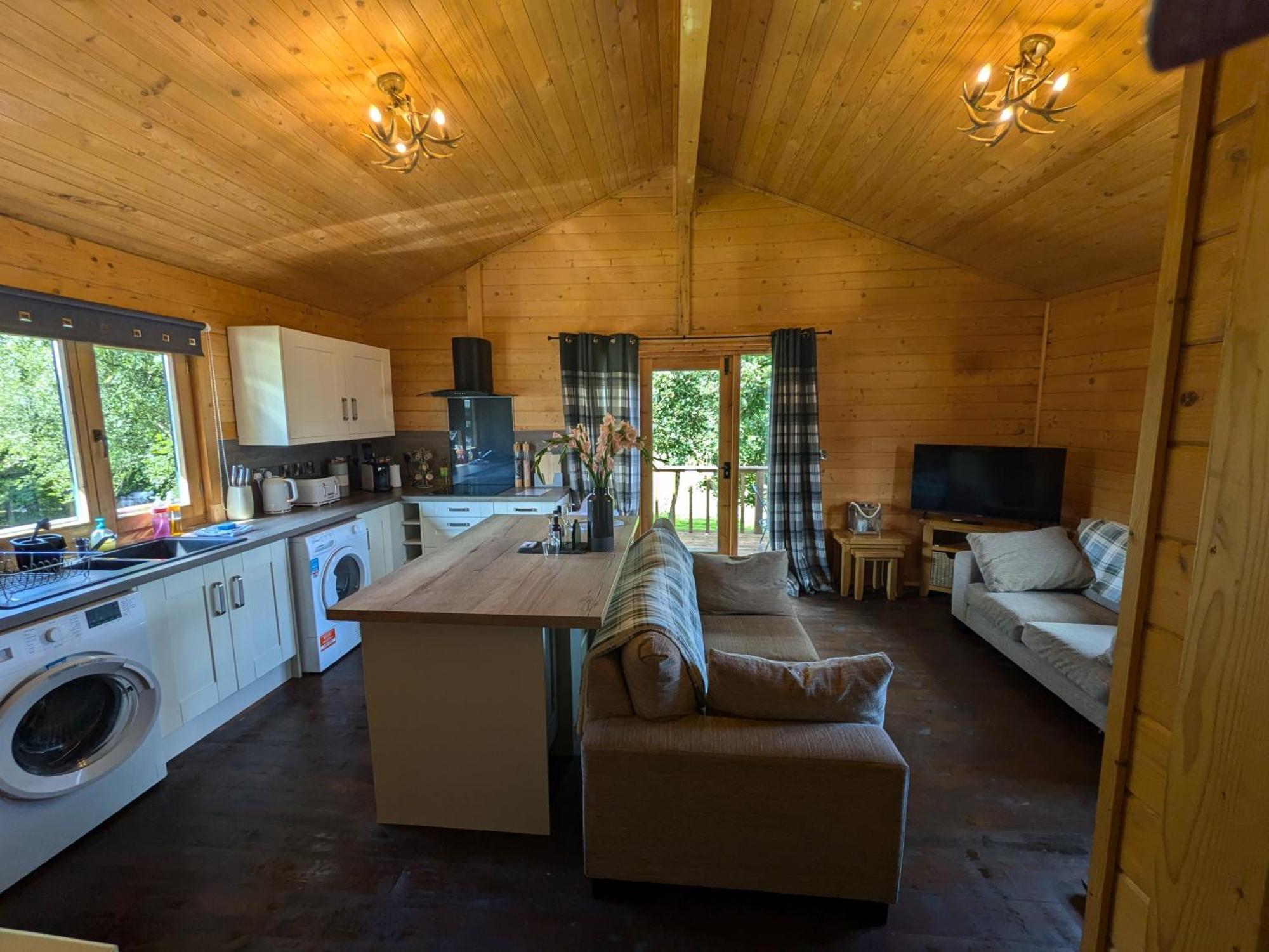 Rustic Lodge Retreat At Riverview Holiday Park Newcastleton Kültér fotó